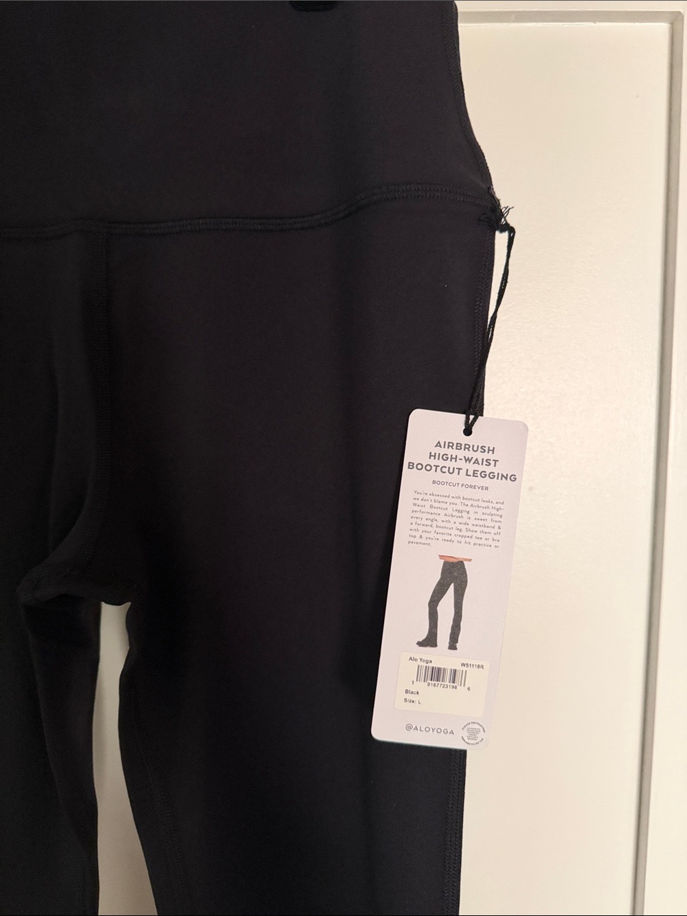 ALO Yoga Airbrush High-Waist Bootcut Leggings - Black